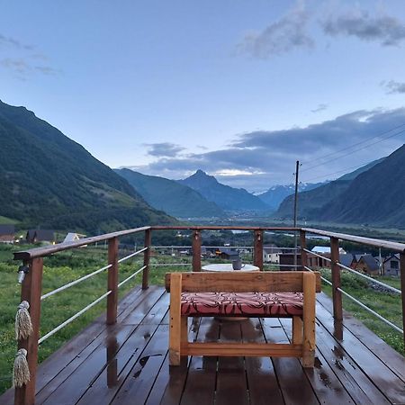 Kazbegi Spa Resort Cottages Exteriör bild