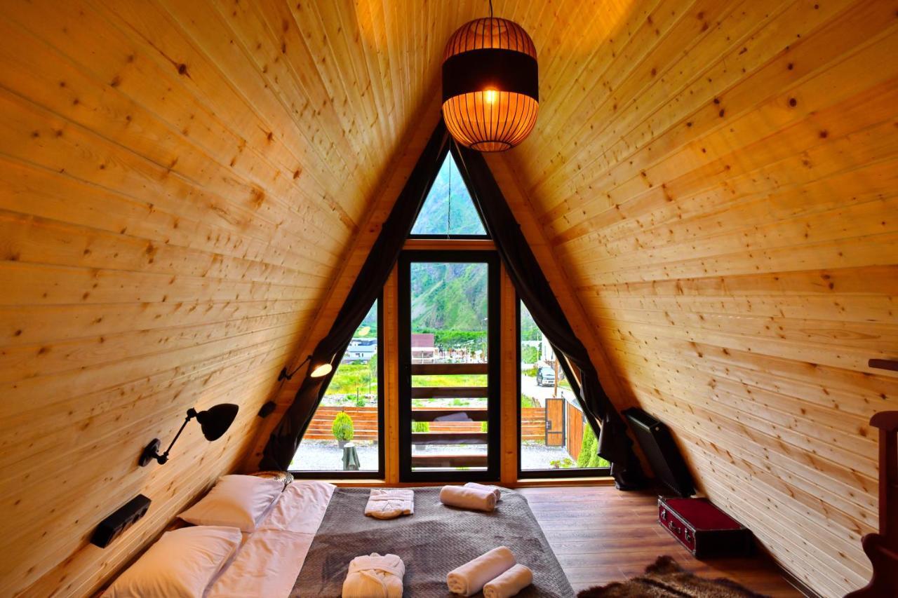 Kazbegi Spa Resort Cottages Exteriör bild
