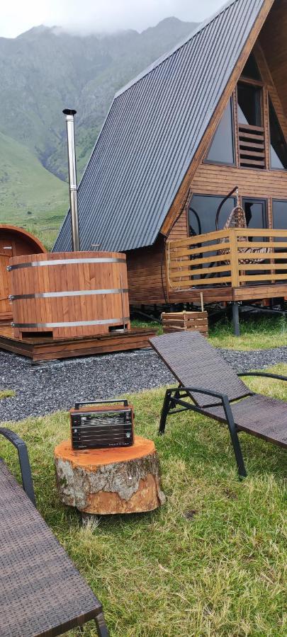 Kazbegi Spa Resort Cottages Exteriör bild