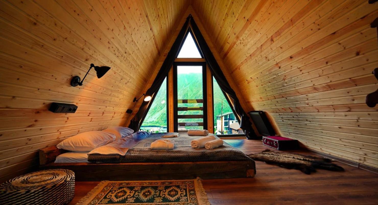 Kazbegi Spa Resort Cottages Exteriör bild